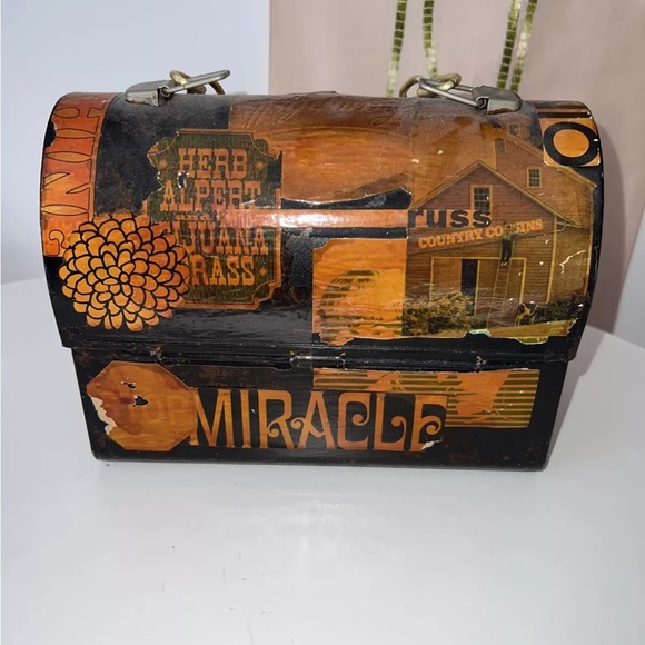 Vintage Art Decoupage 1972 MOD Dome LUNCHBOX Psychedelic. - Picture 2 of 6